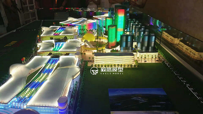 领尚环球缅甸联塑商城模型1